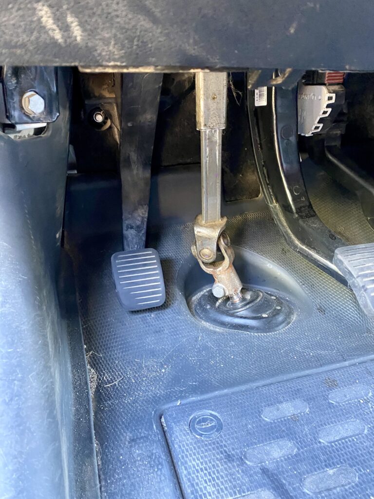 car repair clutch